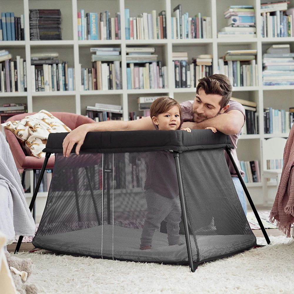 Lit De Voyage Light + Drap Housse Noir De BabyBjörn – Image 2