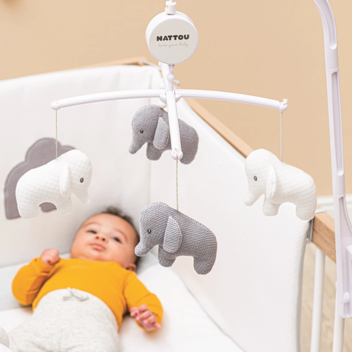 Tembo Mobile Blanc/Gris De Nattou – Image 2