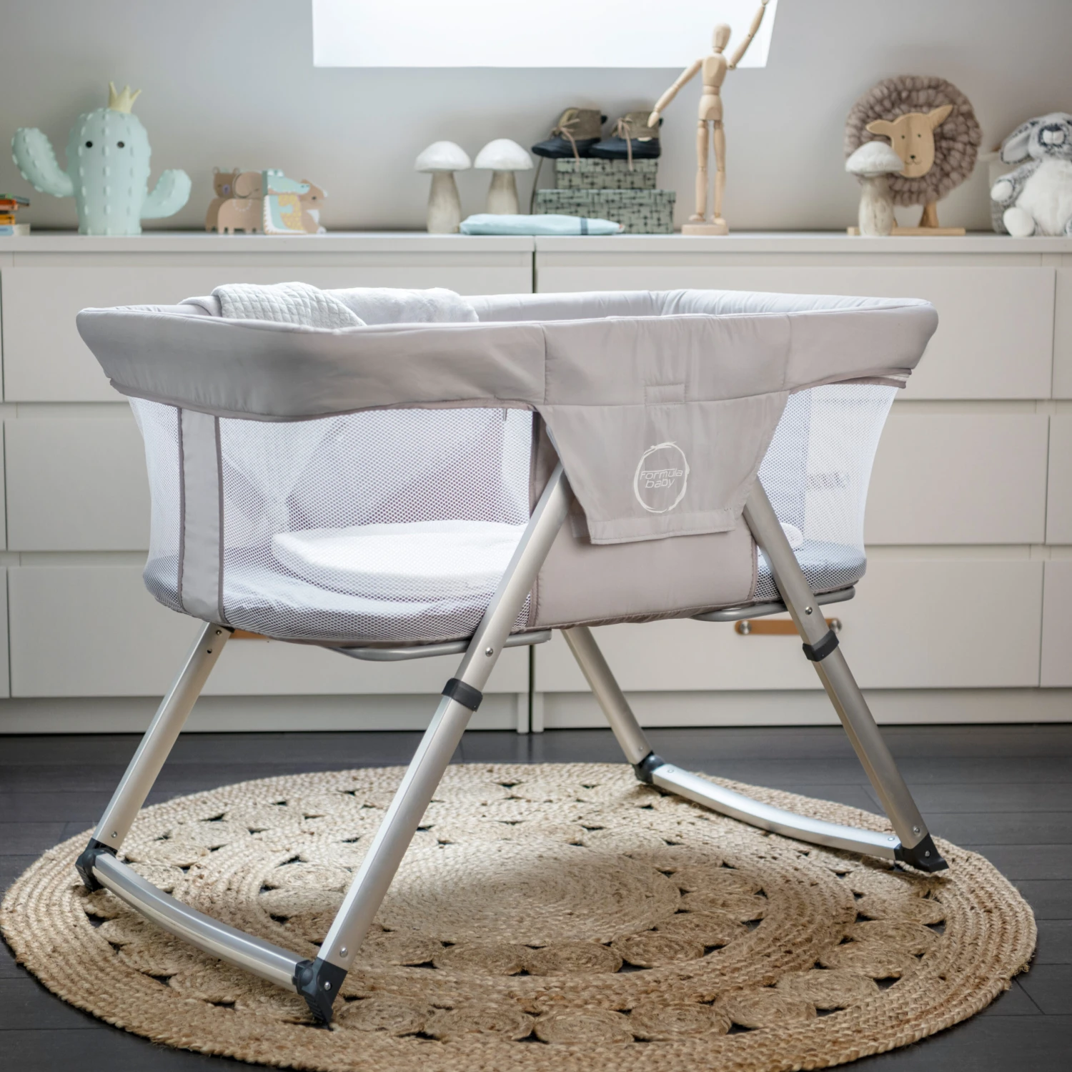 Berceau De Voyage Gris De Formula Baby – Image 4