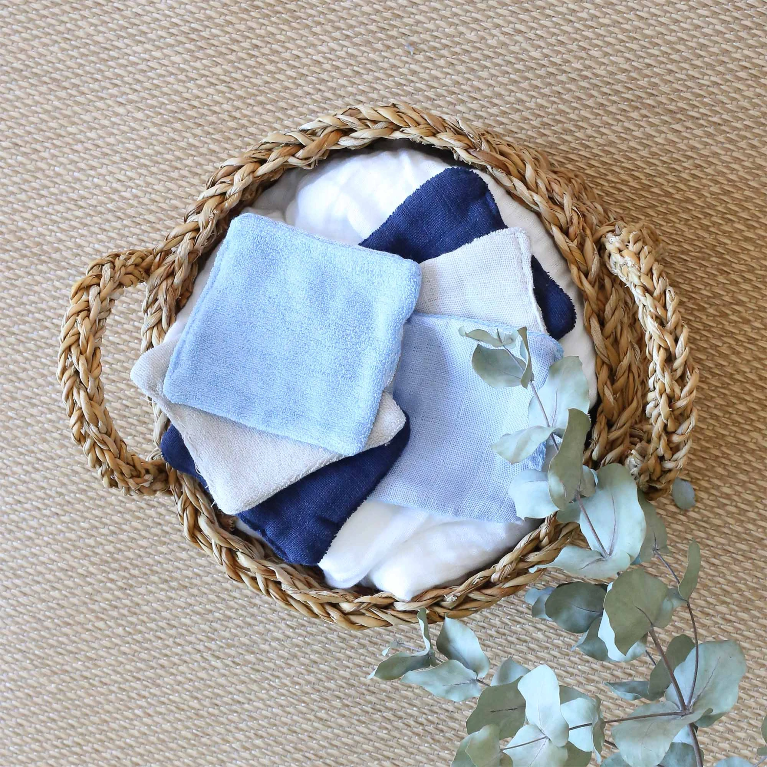 Lot De 6 Lingettes Lavable En Mousseline Blanc/bleu 10 X 10 Cm De Trois Kilos Sept – Image 2